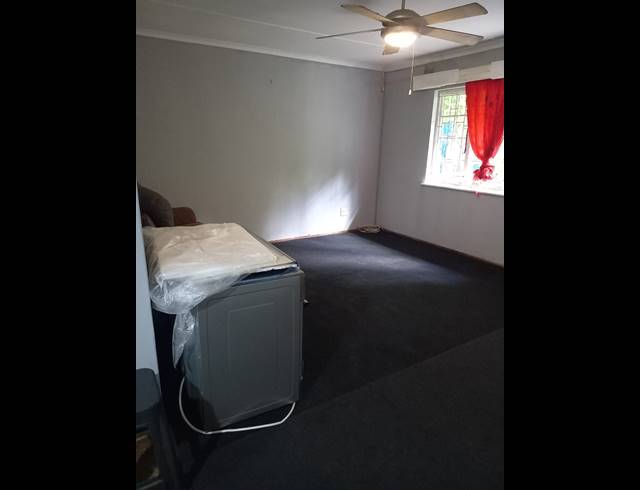 4 BEDROOM HOUSE FOR SALE IN QUEENSBURGH CENTRAL